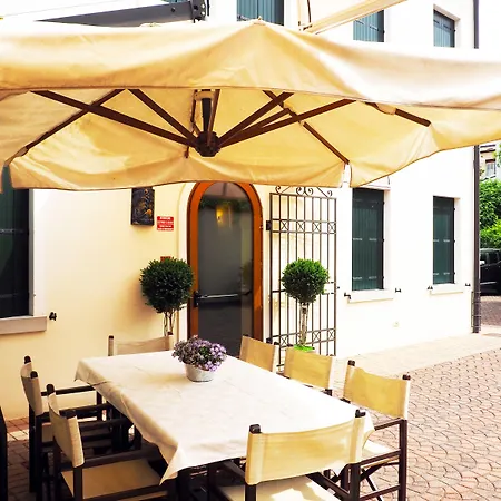 Cris Отель Местре