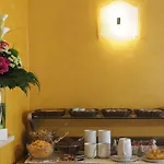Hotel Cris